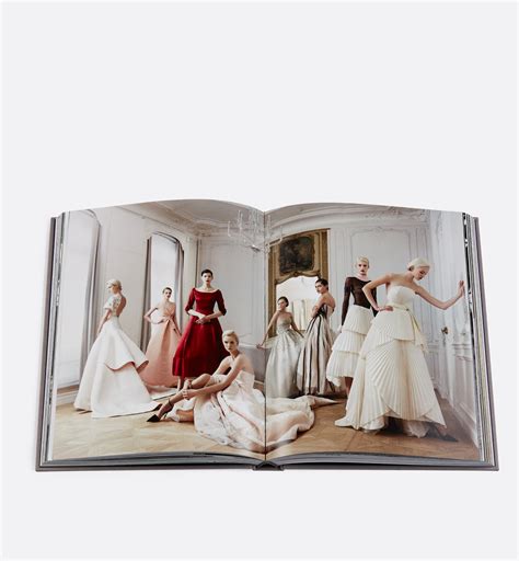 Libro: Dior New Looks Versión inglesa 